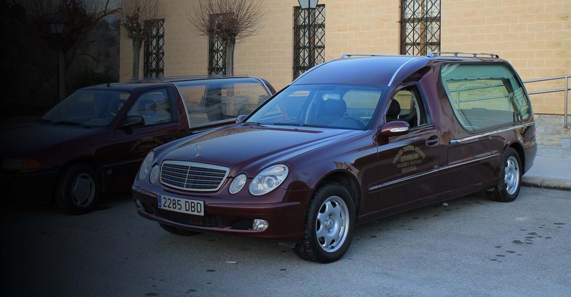 coches-funeraria-luis-sobrados-home.jpg